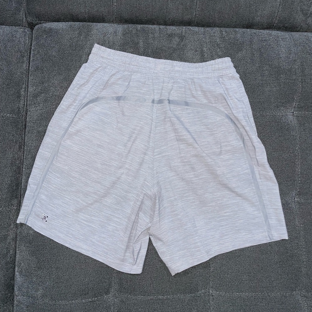 Lululemon Pacebreaker Linerless 7”